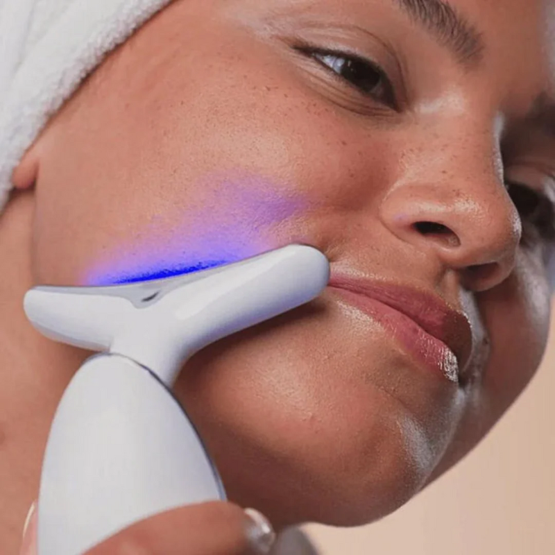 Boobreeze™ LED Face Lifter – 7-in-1 Skincare Solution